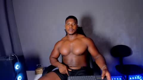 Snapshot of leonardo_jones1 chatting on 20, 4, 2026 Leandro jones online show from 20, 4, 2026