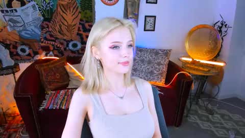 leonastone online show from 27, 9, 2025