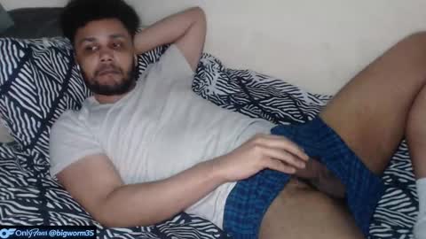 Snapshot of leonevans33 chatting on 19, 2, 2026 LSE online show from 19, 2, 2026