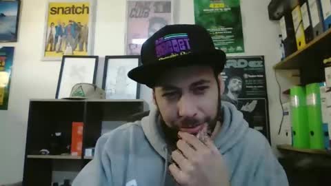 leonidascum online show from 24, 2, 2026