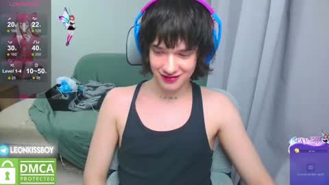 Snapshot of leonkissboy chatting on 21, 4, 2026 leonkissboy online show from 21, 4, 2026