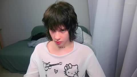Snapshot of leonkissboy chatting on 5, 5, 2026 leonkissboy online show from 5, 5, 2026