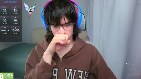 Snapshot of leonkissboy chatting on 27, 5, 2026 leonkissboy online show from 27, 5, 2026