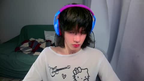 Snapshot of leonkissboy chatting on 29, 6, 2026 leonkissboy online show from 29, 6, 2026