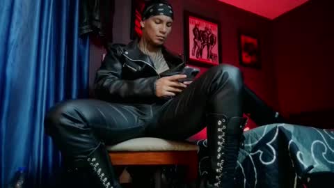 Lenardo jaramillo online show from 8, 3, 2026