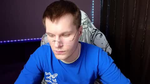 Snapshot of leonnextdoor chatting on 10, 1, 2025 Leon online show from 10, 1, 2025