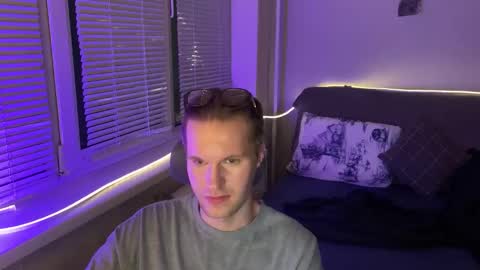 Snapshot of leonnextdoor chatting on 14, 1, 2026 Leon online show from 14, 1, 2026