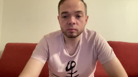 Snapshot of leroidesaulnes chatting on 2, 11, 2025 leroidesaulnes online show from 2, 11, 2025