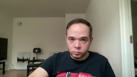 Snapshot of leroidesaulnes chatting on 17, 11, 2025 leroidesaulnes online show from 17, 11, 2025