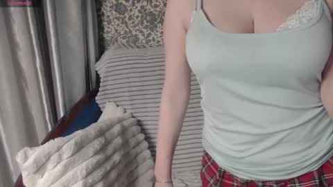 Snapshot of lesanamagic chatting on 10, 2, 2026 LesanaMagic online show from 10, 2, 2026