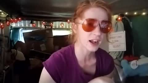 Snapshot of lesleygumgrass chatting on 22, 4, 2026 LesleyGumGrass- The Boring Trans girl online show from 22, 4, 2026