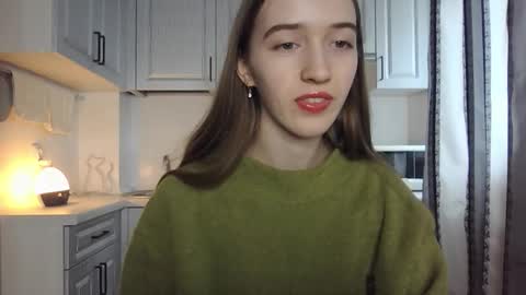 Snapshot of leslie_my_lovee chatting on 28, 9, 2025 LESLIE online show from 28, 9, 2025