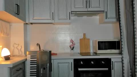 Snapshot of leslie_my_lovee chatting on 14, 10, 2025 LESLIE online show from 14, 10, 2025