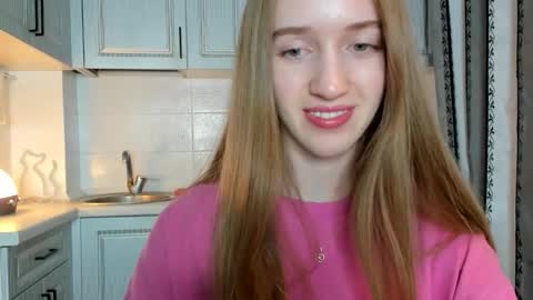 Snapshot of leslie_my_lovee chatting on 20, 10, 2025 LESLIE online show from 20, 10, 2025