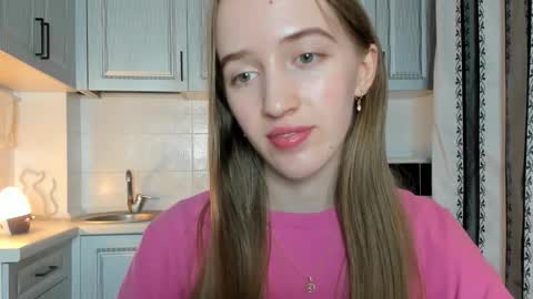 Snapshot of leslie_my_lovee chatting on 11, 11, 2025 LESLIE online show from 11, 11, 2025