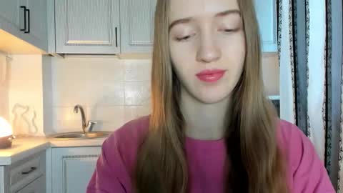  LESLIE   online show from 20, 11, 2025