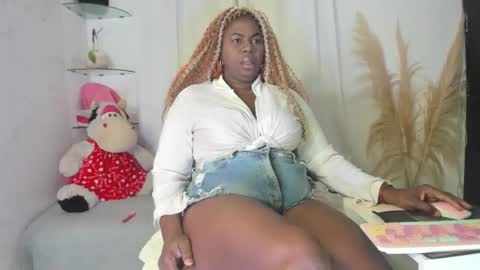 Snapshot of lesliee_brownn chatting on 10, 2, 2026 lesliee_brownn online show from 10, 2, 2026