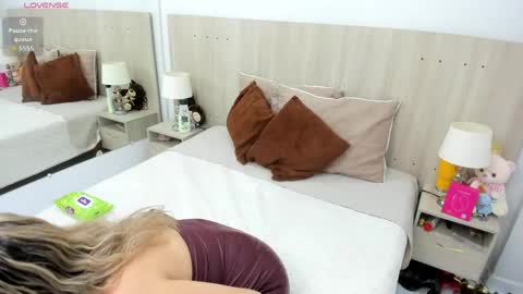 Snapshot of lesly_santodomingo chatting on 23, 4, 2026 Lesly Santodomingo online show from 23, 4, 2026