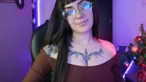 Less  online show from 10, 11, 2025