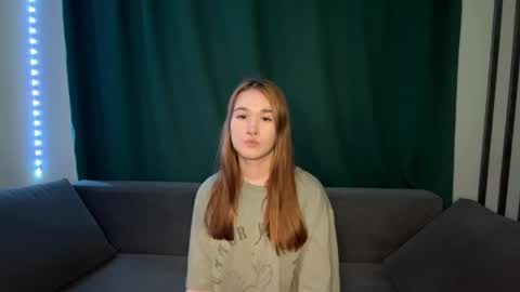 Snapshot of lessiemccoyle chatting on 31, 5, 2026 Hello my love Im Val online show from 31, 5, 2026