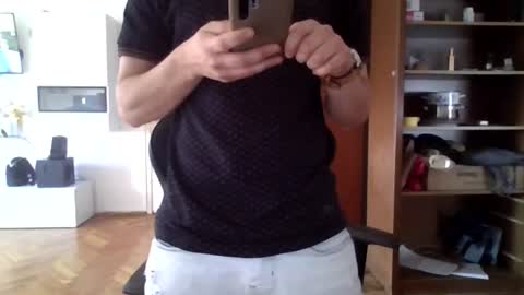 Snapshot of lestaro chatting on 21, 7, 2026 neoglo online show from 21, 7, 2026