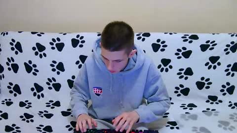 lester_broo online show from 19, 4, 2026