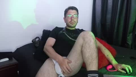 Snapshot of letorres23 chatting on 19, 7, 2026 Torres online show from 19, 7, 2026