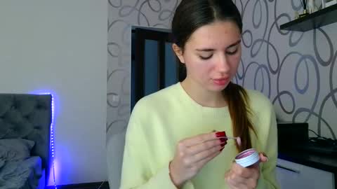 Snapshot of lette_emily chatting on 11, 11, 2025 Emily online show from 11, 11, 2025