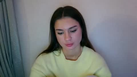 Snapshot of lette_emily chatting on 12, 11, 2025 Emily online show from 12, 11, 2025