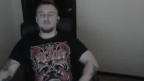 Snapshot of lev1ngston chatting on 8, 1, 2025 lev1ngston online show from 8, 1, 2025