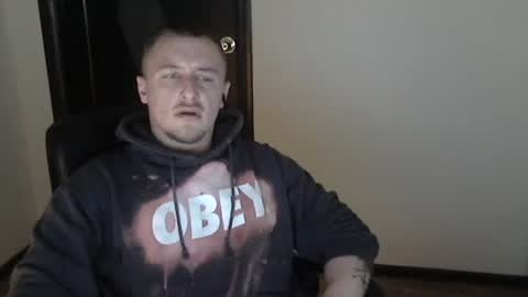 Snapshot of lev1ngston chatting on 12, 1, 2025 lev1ngston online show from 12, 1, 2025