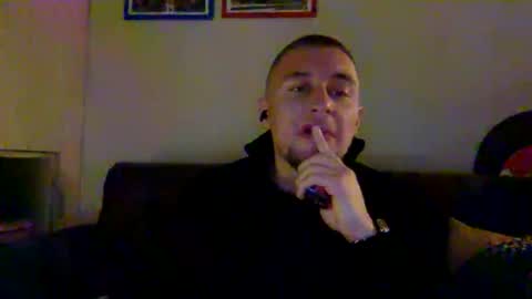 Snapshot of lev1ngston chatting on 17, 11, 2025 lev1ngston online show from 17, 11, 2025