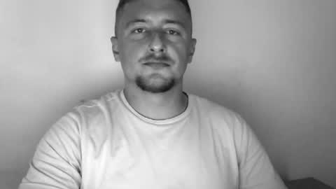 Snapshot of lev1ngston chatting on 6, 8, 2026 lev1ngston online show from 6, 8, 2026
