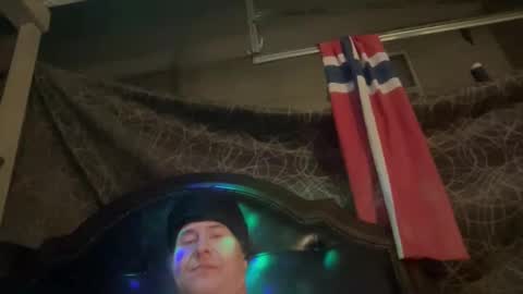 Snapshot of leviathan_369 chatting on 13, 4, 2026 LEVIATHAN online show from 13, 4, 2026