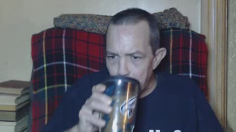 Snapshot of levon48 chatting on 8, 12, 2024 levon48 online show from 8, 12, 2024