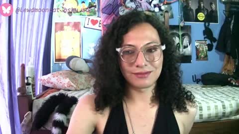Snapshot of lewd_mooncat chatting on 15, 5, 2026 Lewd Mooncat online show from 15, 5, 2026