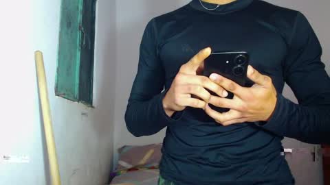 i  am lewis ly EDUARDO MEMDOZA15 online show from 2, 5, 2026