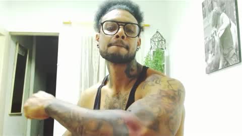 Snapshot of lewisstrong chatting on 9, 2, 2025 Lewis Strong online show from 9, 2, 2025