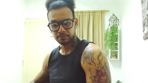 Snapshot of lewisstrong chatting on 11, 2, 2025 Lewis Strong online show from 11, 2, 2025