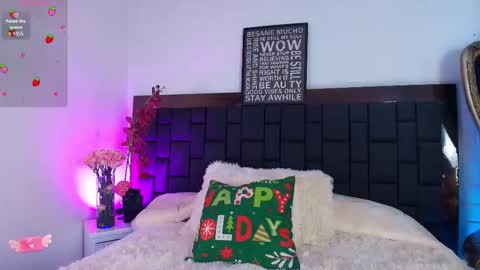 Lexi Howard  online show from 27, 11, 2025