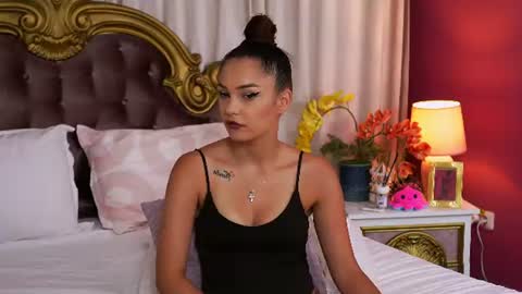 Snapshot of lexi_luna18 chatting on 17, 7, 2026 Luna online show from 17, 7, 2026