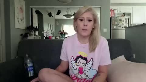 Lexi online show from 2, 11, 2025