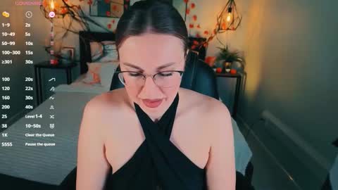 Lexy - Follow me online show from 16, 10, 2025