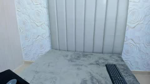 Snapshot of lexicutee chatting on 23, 5, 2026 LexiCutee online show from 23, 5, 2026