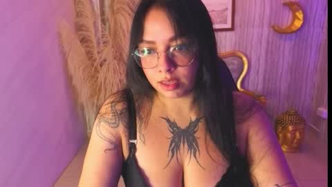 Lexie  online show from 13, 1, 2026