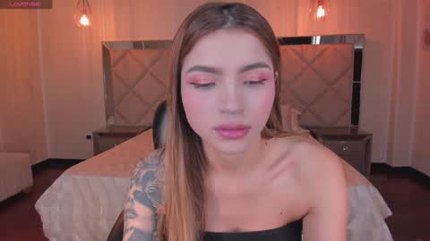 Lexie  online show from 27, 12, 2024