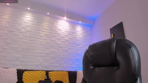 Lexie  online show from 14, 1, 2025