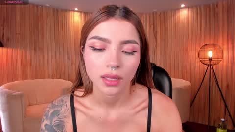 Lexie  online show from 27, 1, 2025