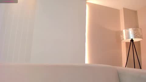 Lexie  online show from 15, 2, 2025