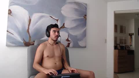 Snapshot of lexxandbuster chatting on 6, 1, 2025 LEXX  BUSTER online show from 6, 1, 2025